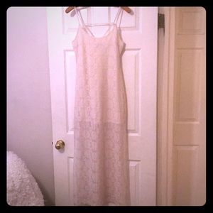 Beautiful Lace Dress 🌸